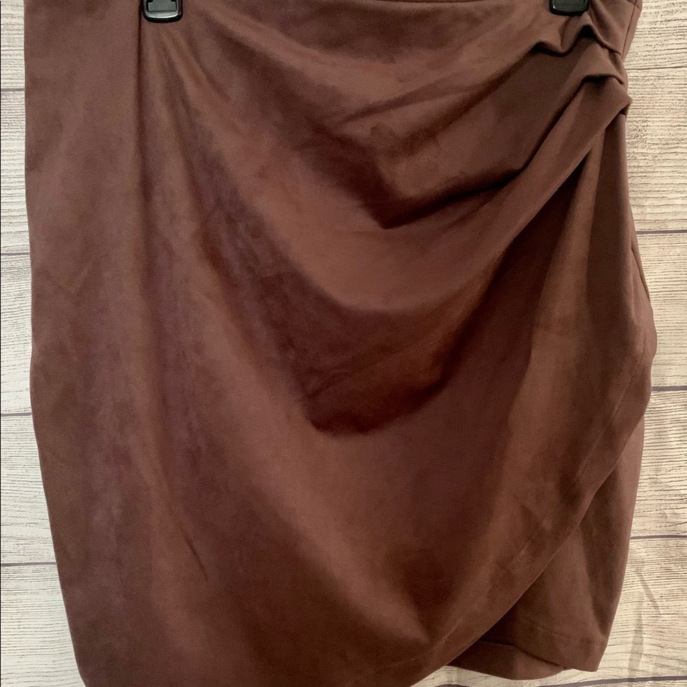 Forever 21 Plus Size 1x Brown Suede Skirt with side detailing